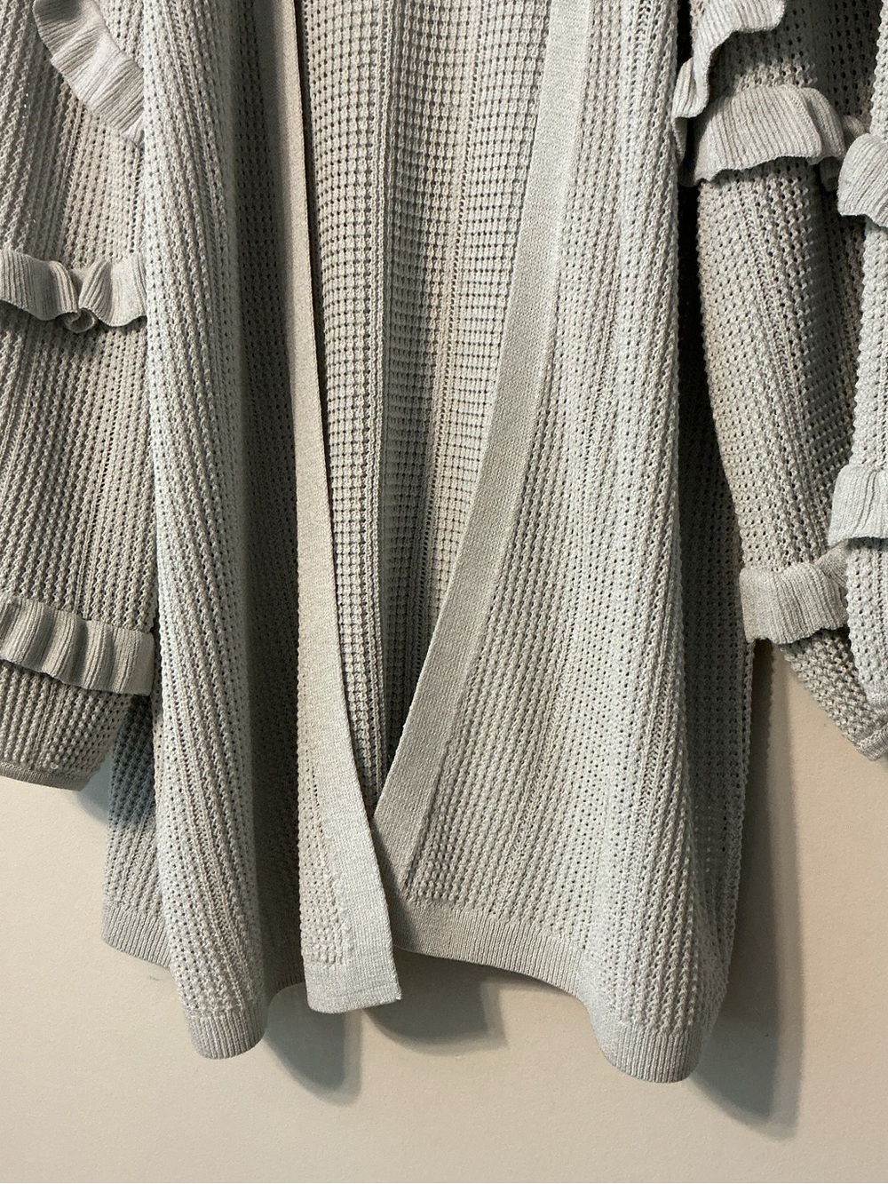 Express Light Gray Open-Front Ruffle-Sleeve Cardigan - Picture 5 of 10